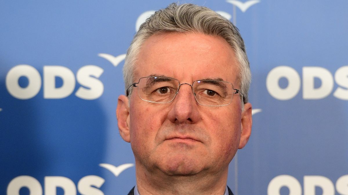 Zahradil jako šéf klubu ODS v europarlamentu končí, kandidovat už nebude